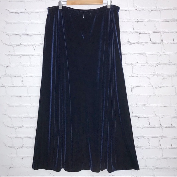 SOLD!⚡️Saks Fifth Avenue Blue Velvet Maxi Skirt - Picture 3 of 7